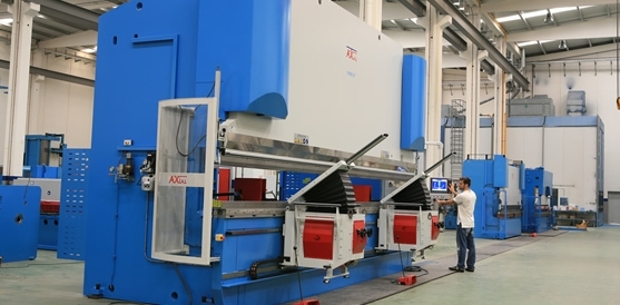 Axial Press Brake